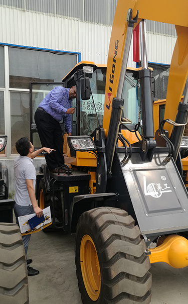 萊工.jpg 萊工.jpg