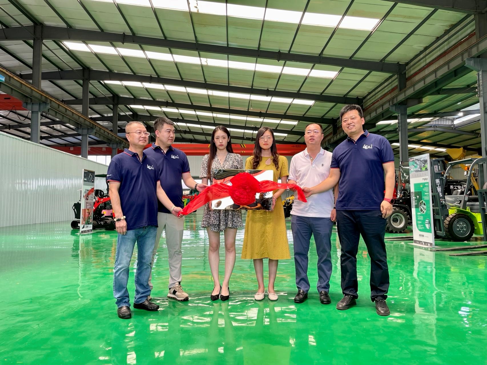 1655688975415342.jpg 2.jpg